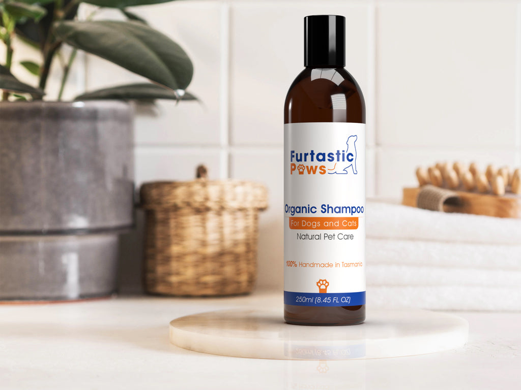 Furtastic Paws Organic Shampoo - For Dogs & Cats